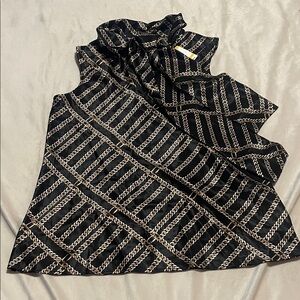 Anne Klein Black and White Patterned Blouse
